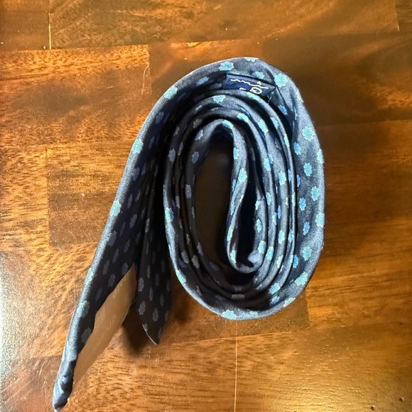 Givenchy Gentlemen Paris‎ 100% silk tie navy Geometric designer - Picture 6 of 8